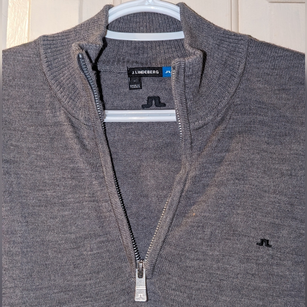 J. Lindeberg grey L 100% merino wool sweater